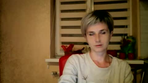 Snapshot of beautyksenia chatting on June 8, 7:14 pm BeautyKsenia online show from June 8, 7:14 pm