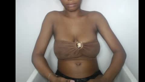 beautyslut1 online show from April 15, 9:04 pm