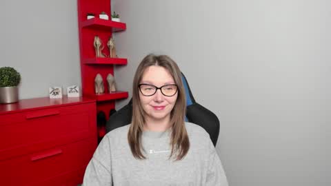 Zoe online show from November 4, 6:34 am