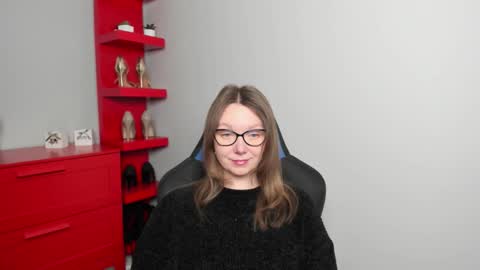 Zoe online show from November 19, 6:46 am