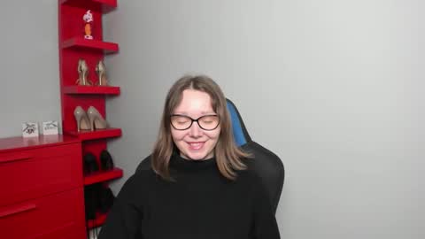 Zoe online show from March 5, 7:26 am