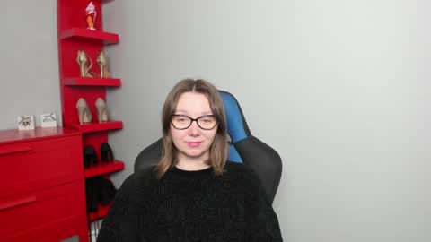 Zoe online show from April 8, 6:02 am