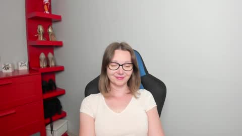 Zoe online show from May 26, 5:36 am