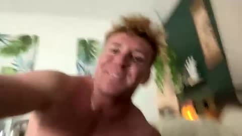 Snapshot of beaux_a chatting on July 20, 12:40 pm Beaux online show from July 20, 12:40 pm