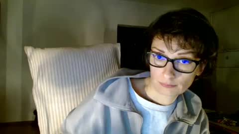 Snapshot of bebacksooon chatting on December 24, 5:23 pm Raluca online show from December 24, 5:23 pm