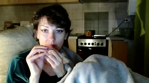 Snapshot of bebacksooon chatting on October 12, 7:02 pm Raluca online show from October 12, 7:02 pm