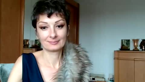 Raluca online show from November 19, 11:54 am