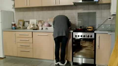 Raluca online show from January 5, 5:27 pm