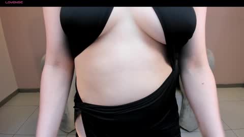 Am Becca online show from March 9, 5:17 pm