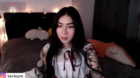 Marzhie online show from December 20, 6:20 am