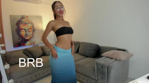 Snapshot of becky_vega chatting on April 23, 11:09 am Victoria online show from April 23, 11:09 am
