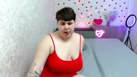 BeckyAndEllen online show from February 20, 2:35 pm