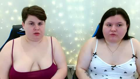 BeckyAndEllen online show from February 28, 11:11 am