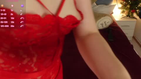 BeckyMartens come join me on    while im offline here  online show from December 22, 3:55 am