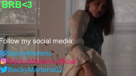 BeckyMartens come join me on    while im offline here  online show from December 25, 4:01 am