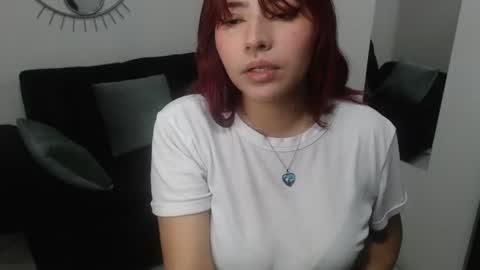 Snapshot of beckysexyhot69 chatting on July 10, 5:37 pm beckysexyhot69 online show from July 10, 5:37 pm