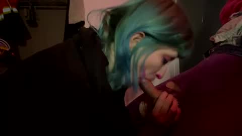 Beckytheclown online show from December 8, 10:08 am