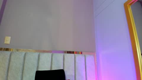 BeckyVidal online show from December 1, 6:02 pm