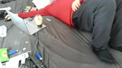 bedroomvibe online show from February 14, 10:38 am