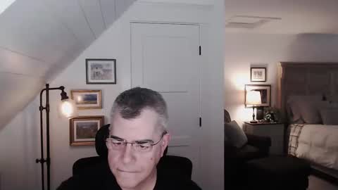 Snapshot of beeffrom603 chatting on January 18, 7:48 pm Beef online show from January 18, 7:48 pm