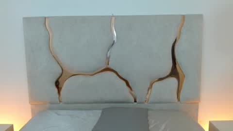 BELLA online show from October 9, 2:59 pm