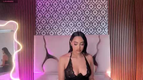 BELLA online show from February 22, 12:15 pm