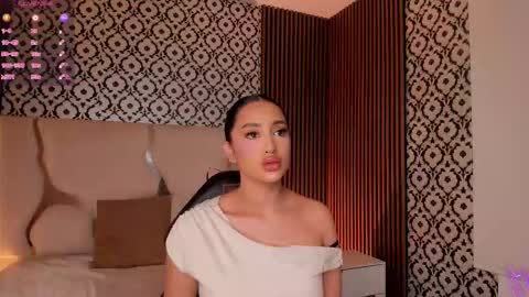 BELLA online show from February 24, 12:36 pm