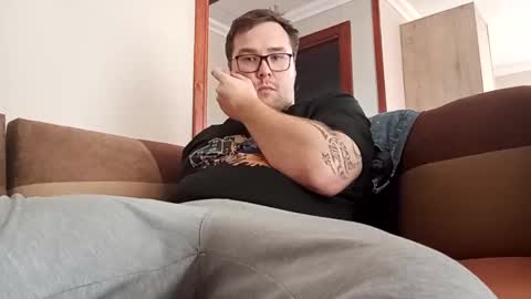 Snapshot of beennudeislife chatting on October 21, 12:17 pm beennudeislife online show from October 21, 12:17 pm