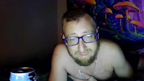 Snapshot of beercanthickness chatting on September 29, 3:22 am Dunkindaddy online show from September 29, 3:22 am