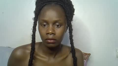Snapshot of beeswee chatting on December 19, 7:29 pm beeswee online show from December 19, 7:29 pm