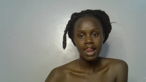 Snapshot of beeswee chatting on December 21, 10:08 pm beeswee online show from December 21, 10:08 pm