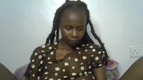 Snapshot of beeswee chatting on December 24, 4:51 pm beeswee online show from December 24, 4:51 pm