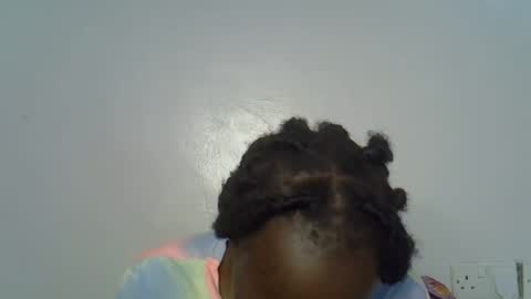 Snapshot of beeswee chatting on December 30, 10:43 am beeswee online show from December 30, 10:43 am
