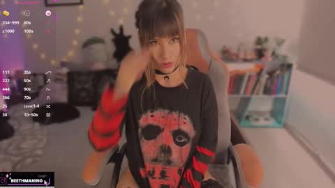       online show from September 19, 8:53 pm