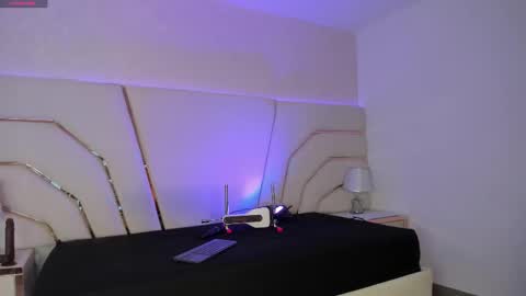 Snapshot of bela_palmer chatting on February 15, 3:47 am Bela Palmer online show from February 15, 3:47 am