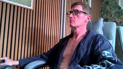 SexFriendFrance online show from March 20, 1:27 pm
