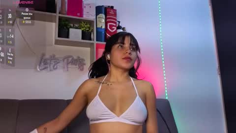 Snapshot of belasexxx chatting on October 20, 12:05 pm bela online show from October 20, 12:05 pm