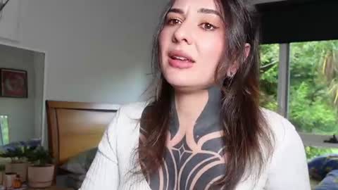 Snapshot of belen_osqura chatting on June 29, 5:03 am Alt Aussie online show from June 29, 5:03 am