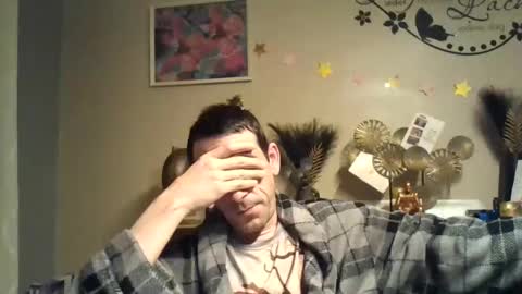 Snapshot of belgianboy33 chatting on December 30, 3:47 am Dreamcock online show from December 30, 3:47 am