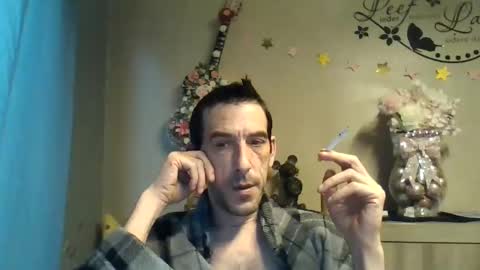 Snapshot of belgianboy33 chatting on November 1, 7:21 am Dreamcock online show from November 1, 7:21 am