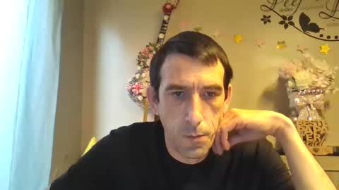 Snapshot of belgianboy33 chatting on November 5, 7:41 am Dreamcock online show from November 5, 7:41 am