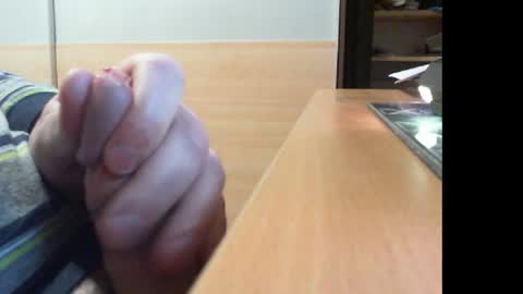 Snapshot of belgianfatcock chatting on December 6, 4:03 am belgianfatcock online show from December 6, 4:03 am