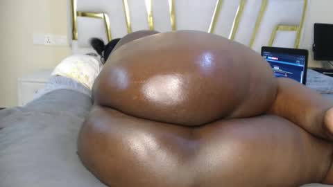 belindakeysha online show from February 28, 12:32 am