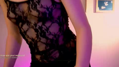 Snapshot of belindareyes chatting on February 19, 1:45 am Bel online show from February 19, 1:45 am