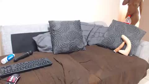 Snapshot of belindaxxxx chatting on February 28, 10:20 am belindaxxxx online show from February 28, 10:20 am