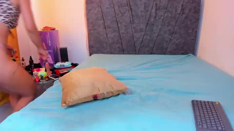 Bella and Andrew special couple online show from April 16, 9:37 pm