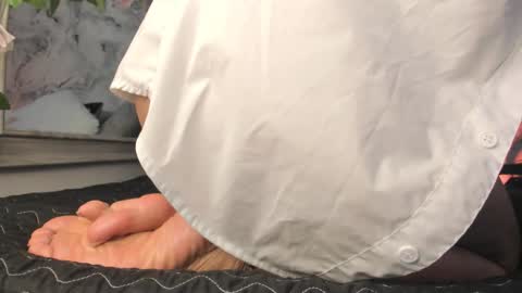 Dessi  online show from February 27, 1:33 pm