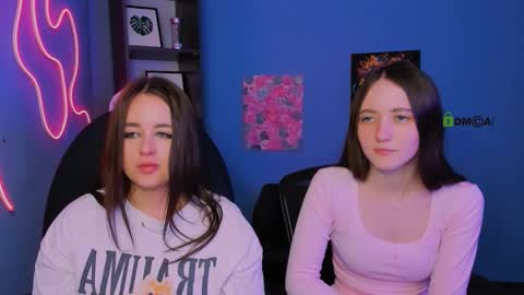 Bella online show from March 12, 2:45 pm