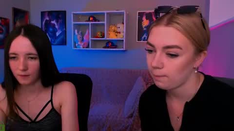 Snapshot of bella_dorn chatting on June 24, 9:08 am Bella online show from June 24, 9:08 am