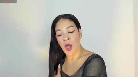 Laura online show from July 12, 1:07 am